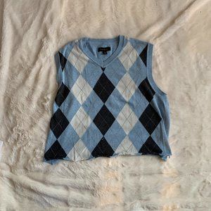 Cropped Sweater Vest in Blue